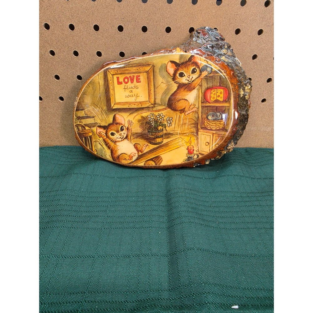 Vintage Wood Slab Mouse Wall Plaque Love Finds a Way Resin Bark Edge Decor USA